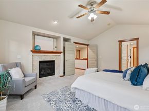 8827 NE 148th Place, Kenmore WA 98028