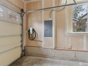 8827 NE 148th Place, Kenmore WA 98028