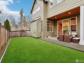 8827 NE 148th Place, Kenmore WA 98028