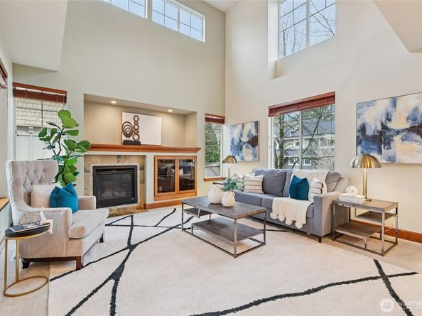8827 NE 148th Place, Kenmore WA 98028