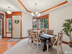 8827 NE 148th Place, Kenmore WA 98028