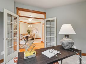 8827 NE 148th Place, Kenmore WA 98028