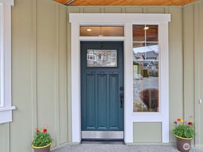 8827 NE 148th Place, Kenmore WA 98028