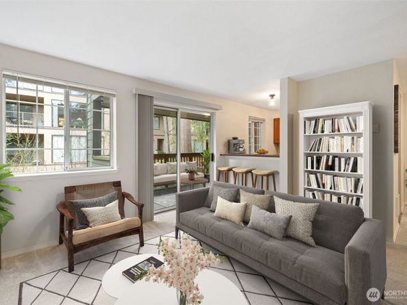 15433 Country Club Drive E202, Mill Creek WA 98012