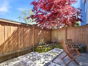 131 146th Avenue SE, Bellevue WA 98007