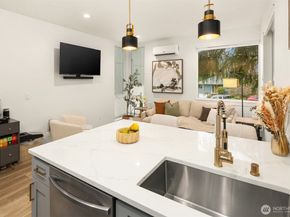 7030 Mary Avenue NW C, Seattle WA 98117