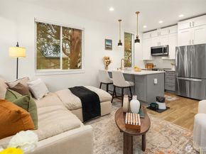 7030 Mary Avenue NW C, Seattle WA 98117