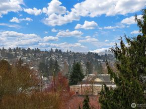 7030 Mary Avenue NW C, Seattle WA 98117