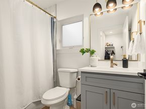 7030 Mary Avenue NW C, Seattle WA 98117