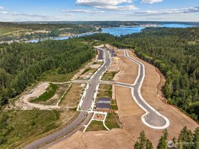 3986 Flat Top Drive, Bremerton WA 98312