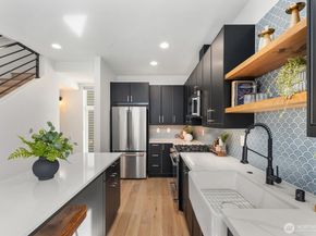 3625 Wallingford Avenue N A, Seattle WA 98103