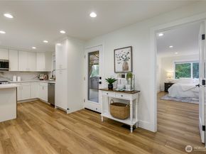 20323 12th Drive SE, Bothell WA 98012