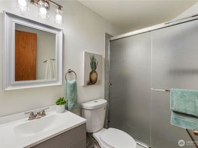 700 N 160 Street A308, Shoreline WA 98133