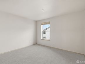 1160 Monroe Avenue NE 2A, Renton WA 98056