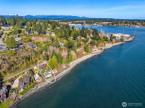 5430 Rockaway Beach Road NE, Bainbridge Island WA 98110