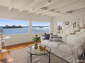 5430 Rockaway Beach Road NE, Bainbridge Island WA 98110