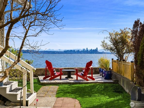 5430 Rockaway Beach Road NE, Bainbridge Island WA 98110