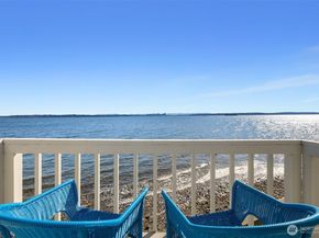 5430 Rockaway Beach Road NE, Bainbridge Island WA 98110