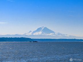 5430 Rockaway Beach Road NE, Bainbridge Island WA 98110