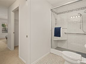 4133 224th Lane SE 302, Issaquah WA 98029