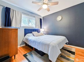 11515 7th Avenue NE, Seattle WA 98125