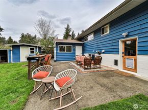 11515 7th Avenue NE, Seattle WA 98125
