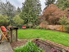 11515 7th Avenue NE, Seattle WA 98125
