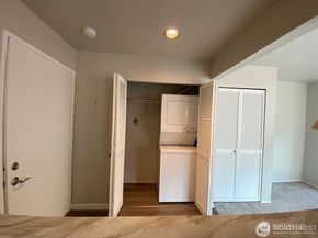 3429 Burke Avenue N 23, Seattle WA 98103