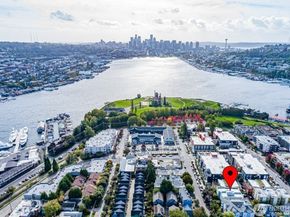 3429 Burke Avenue N 23, Seattle WA 98103