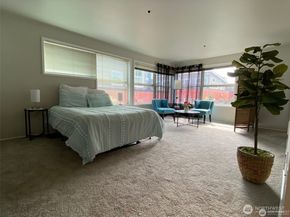 3429 Burke Avenue N 23, Seattle WA 98103