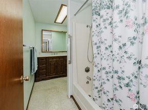 191 NE McWilliams Court, Bremerton WA 98311