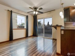 755 Glenridge Court, Bremerton WA 98310