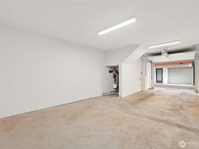 12522 15th Avenue NE B, Seattle WA 98125