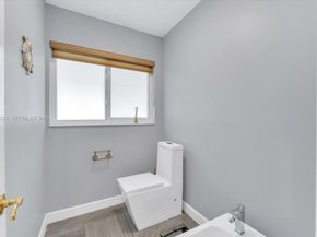 9941 SW 143rd St, Miami FL 33176