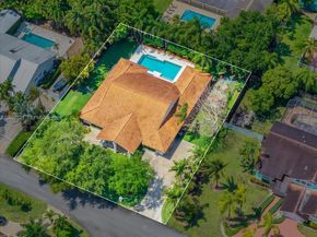 9941 SW 143rd St, Miami FL 33176