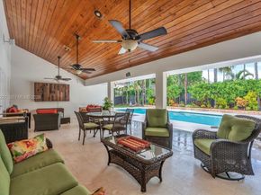 9941 SW 143rd St, Miami FL 33176