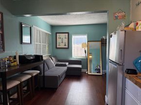 1544 NW 4th Ave, Fort Lauderdale FL 33311