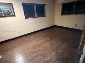 6900 SW 22nd St, Miami FL 33155