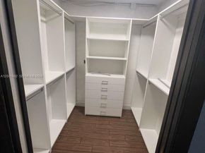 6900 SW 22nd St, Miami FL 33155
