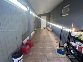 6900 SW 22nd St, Miami FL 33155