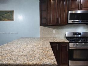 3522 NW 193rd St, Miami Gardens FL 33056