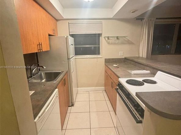 7370 SW 82nd St E217, Miami FL 33143