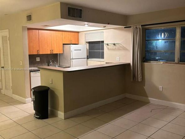 7370 SW 82nd St E217, Miami FL 33143