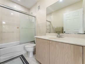 6755 NW 182nd St 104, Hialeah FL 33015