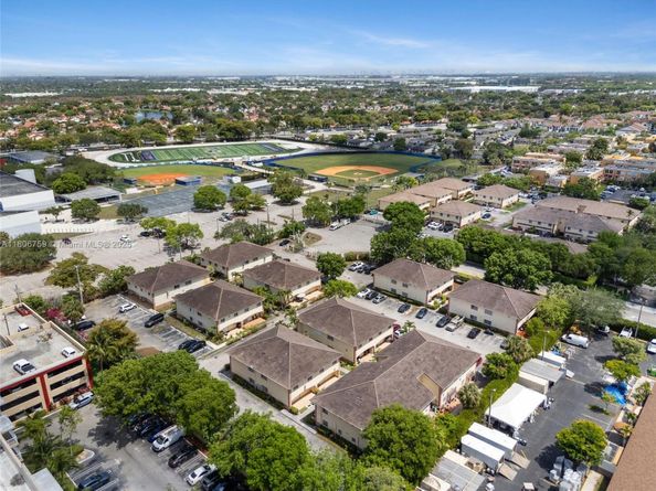 6755 NW 182nd St 104, Hialeah FL 33015