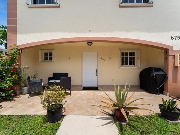 6755 NW 182nd St 104, Hialeah FL 33015