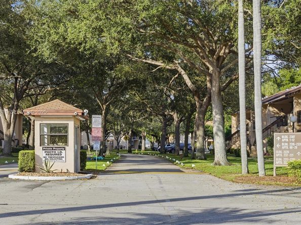 2379 SW 15th St 107, Deerfield Beach FL 33442