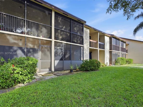 2379 SW 15th St 107, Deerfield Beach FL 33442