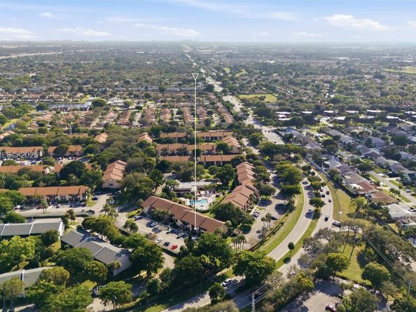 2379 SW 15th St 107, Deerfield Beach FL 33442