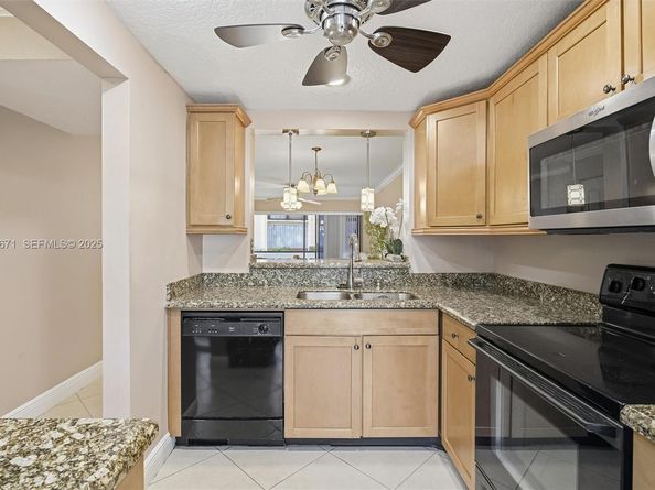 2379 SW 15th St 107, Deerfield Beach FL 33442